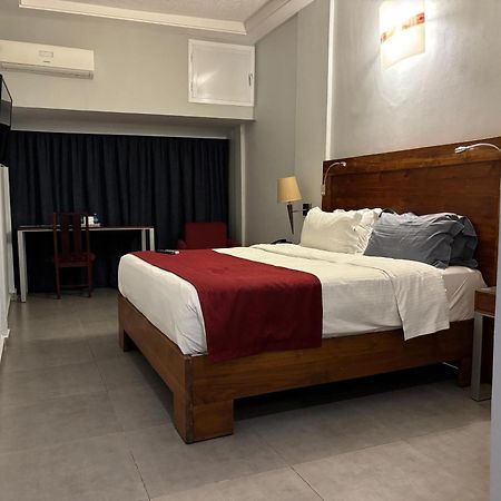 Hotel Du Lac Котону Екстериор снимка