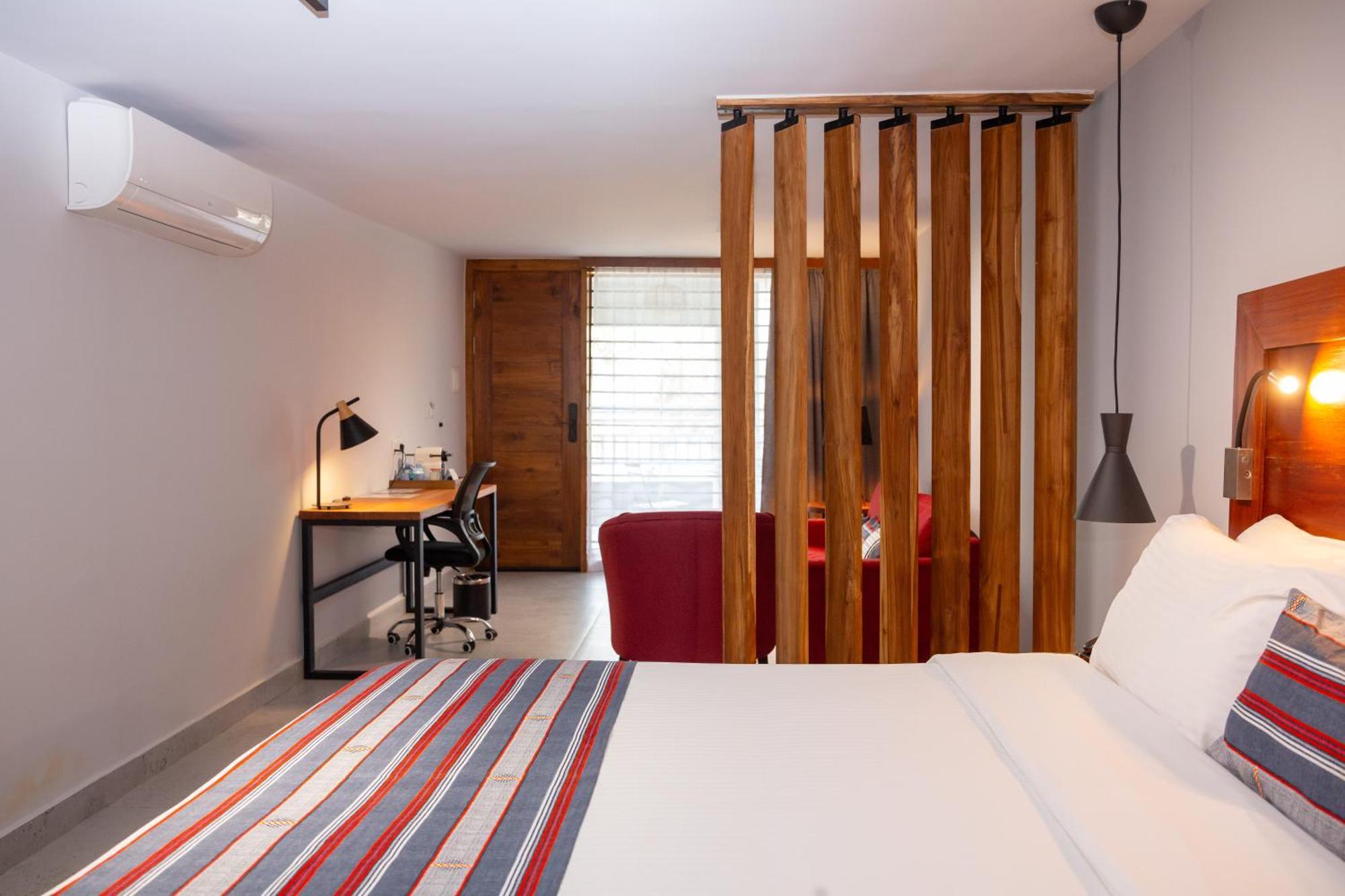 Hotel Du Lac Котону Екстериор снимка