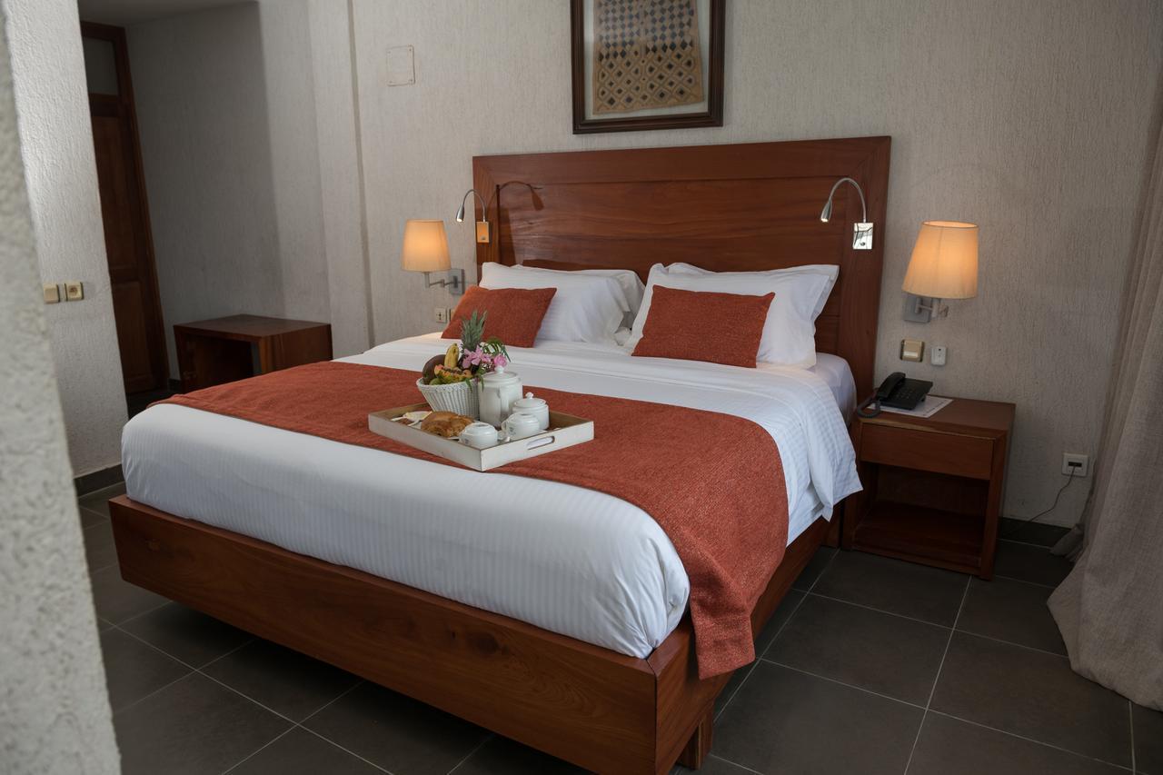 Hotel Du Lac Котону Екстериор снимка